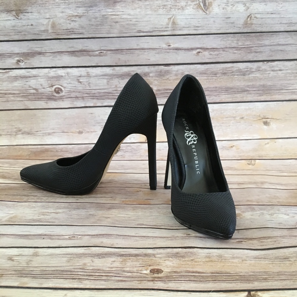 Rock & Republic Arabella Stiletto Textured Pumps